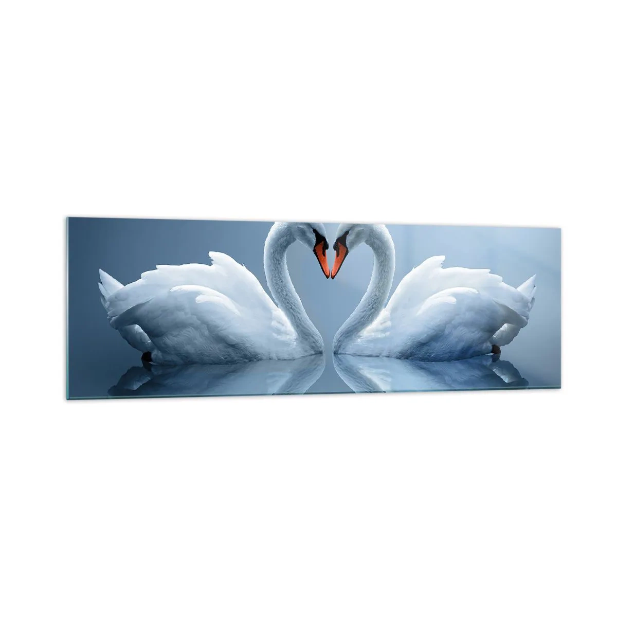 Obraz na szkle - Dwa łabędzie tworzące serce na spokojnej tafli wody - 160x50cm - Czas na miłość - Nowoczesna dekoracja ścienna do salonu i sypialni ARTTOR