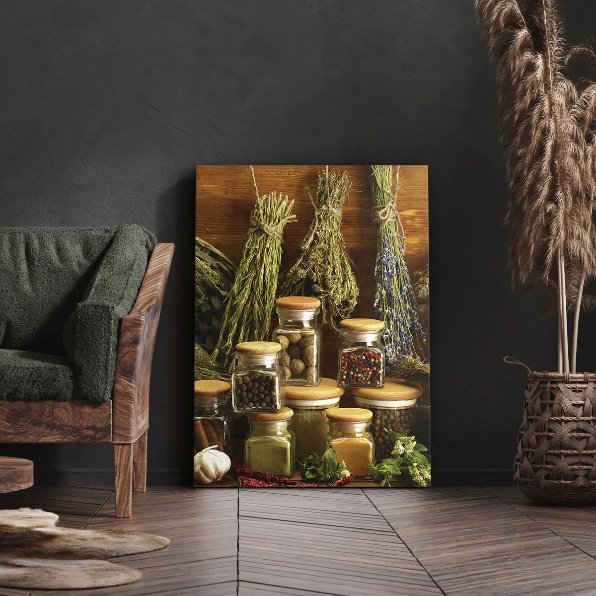 Obraz na płótnie - Suszone zioła i przyprawy w szklanych słoikach na drewnie - 50x70cm - Kuchenne czary - Nowoczesna dekoracja ścienna do salonu, kuchni i sypialni ARTTOR
