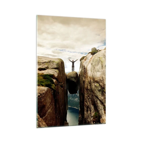 Obraz na szkle - Człowiek stojący na zaklinowanym kamieniu między skałami - 80x120cm - Jak się czuję?! - Nowoczesna dekoracja ścienna do salonu i sypialni ARTTOR
