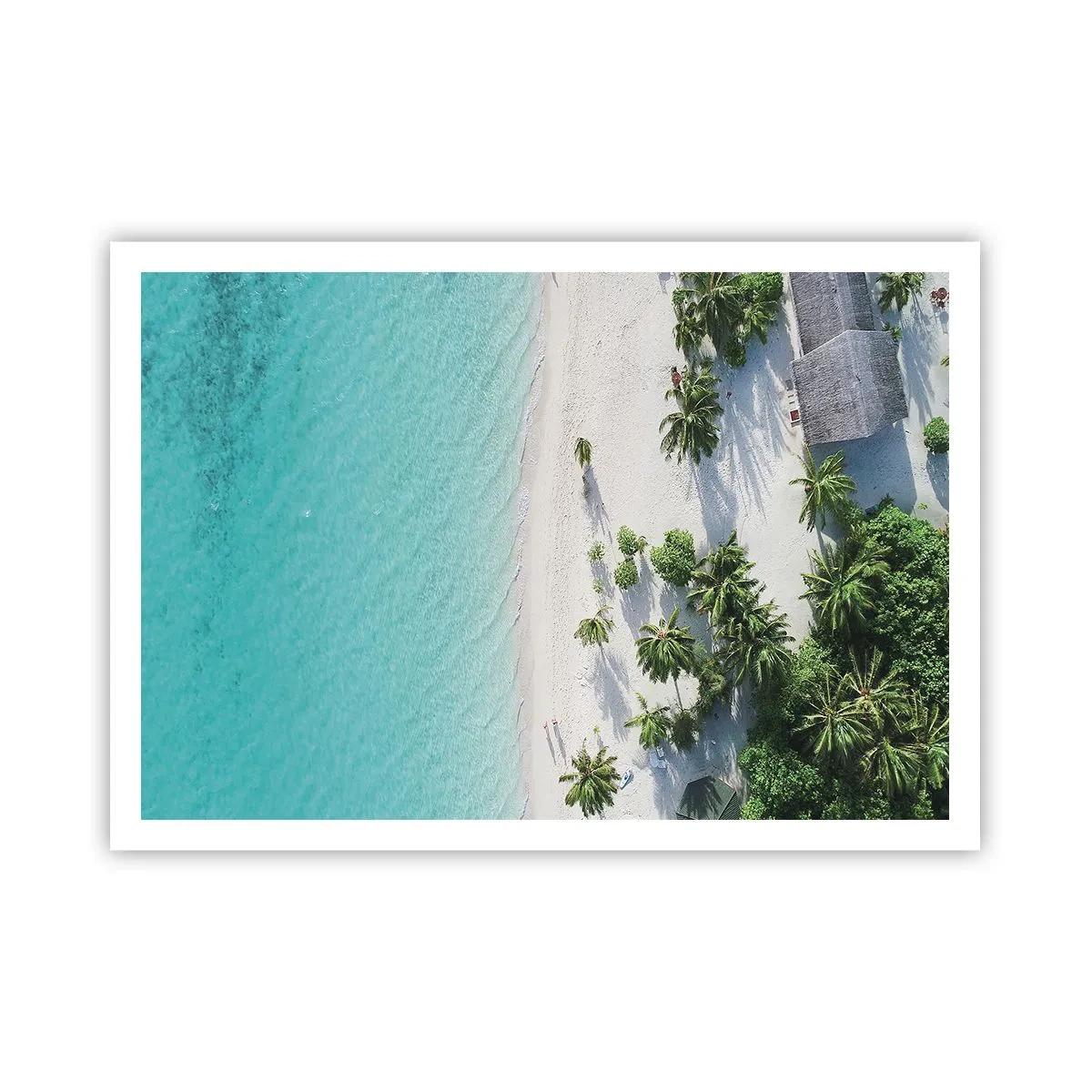 Plakat - Tropikalna plaża z turkusową wodą i palmami z lotu ptaka - 100x70cm - Wakacje w raju - Nowoczesna dekoracja ścienna do salonu i sypialni ARTTOR