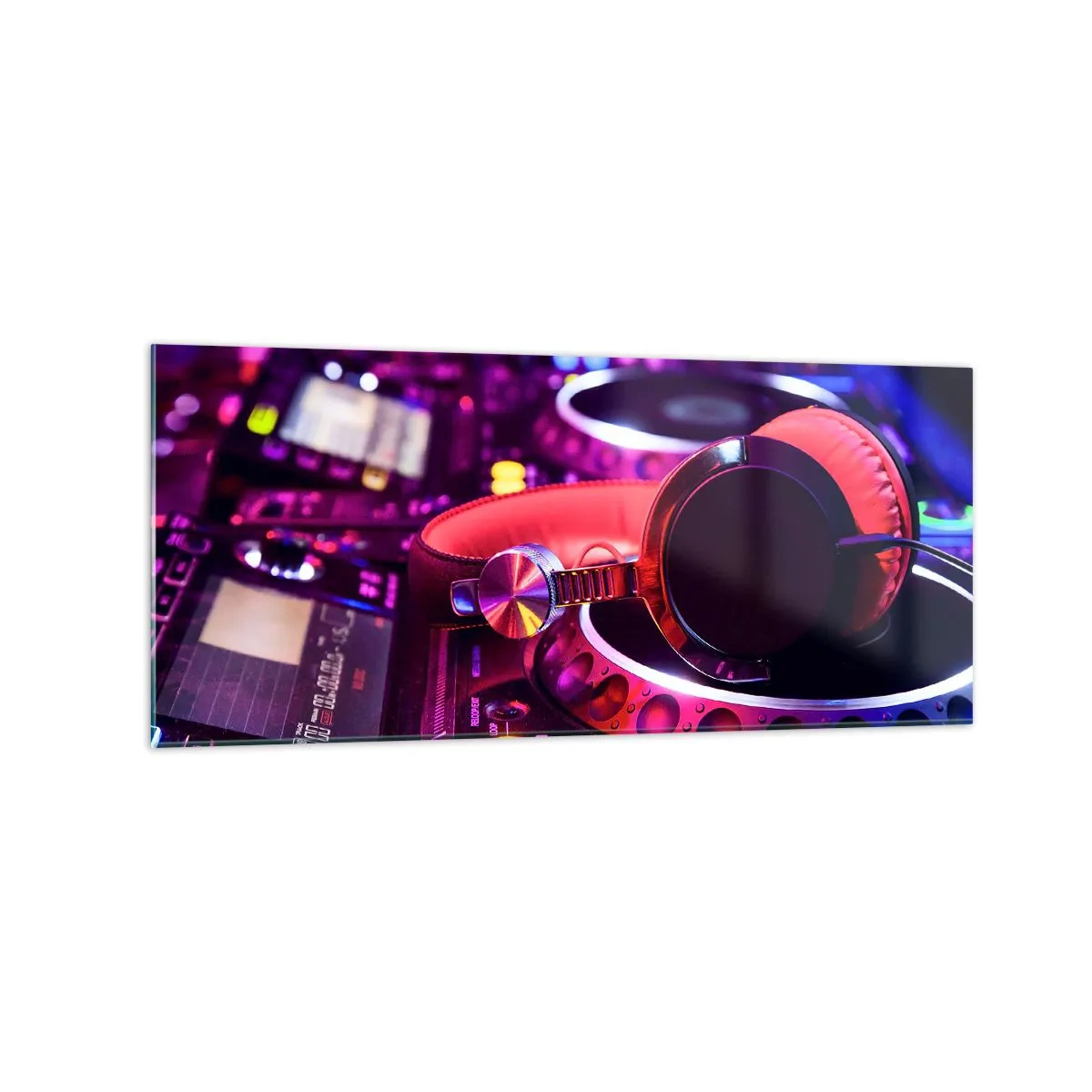 Obraz na szkle - Słuchawki DJ na konsolecie w neonowym oświetleniu - 120x50cm - Zanim się zacznie zabawa - Nowoczesna dekoracja ścienna do salonu i sypialni ARTTOR