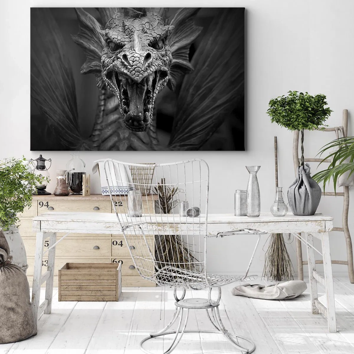 Obraz na płótnie - Groźna głowa smoka w czarno-białej tonacji z wyrazistymi detalami - 70x50cm - Baśniowy smok w szarościach - Nowoczesna dekoracja ścienna do salonu i sypialni ARTTOR