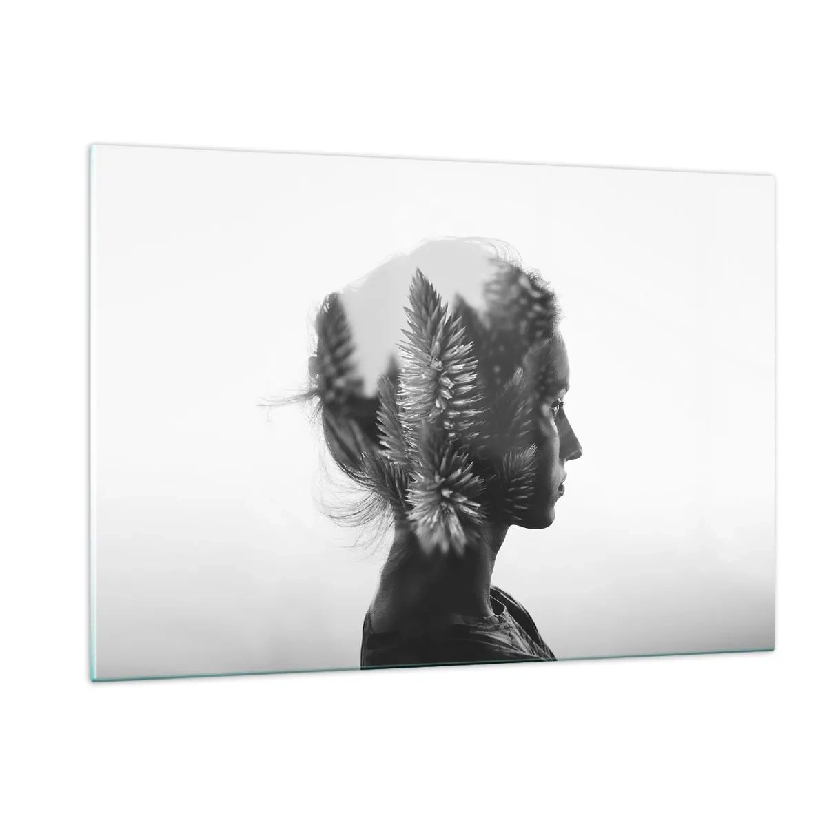Obraz na szkle - Kobieta w czerni i bieli z nałożonym motywem lasu iglastego - 120x80cm - Pani sosnowego lasu - Nowoczesna dekoracja ścienna do salonu, kuchni i sypialni ARTTOR