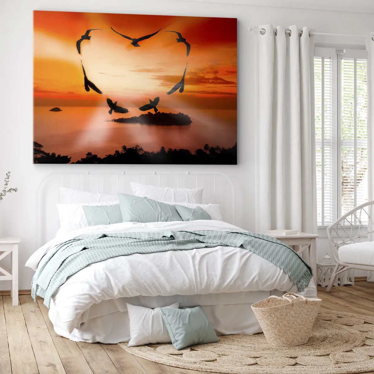 Obraz na płótnie - Ptaki tworzące serce na tle zachodzącego słońca - 70x50cm - Kochaj świat jak ptaki - Nowoczesna dekoracja ścienna do salonu i sypialni ARTTOR