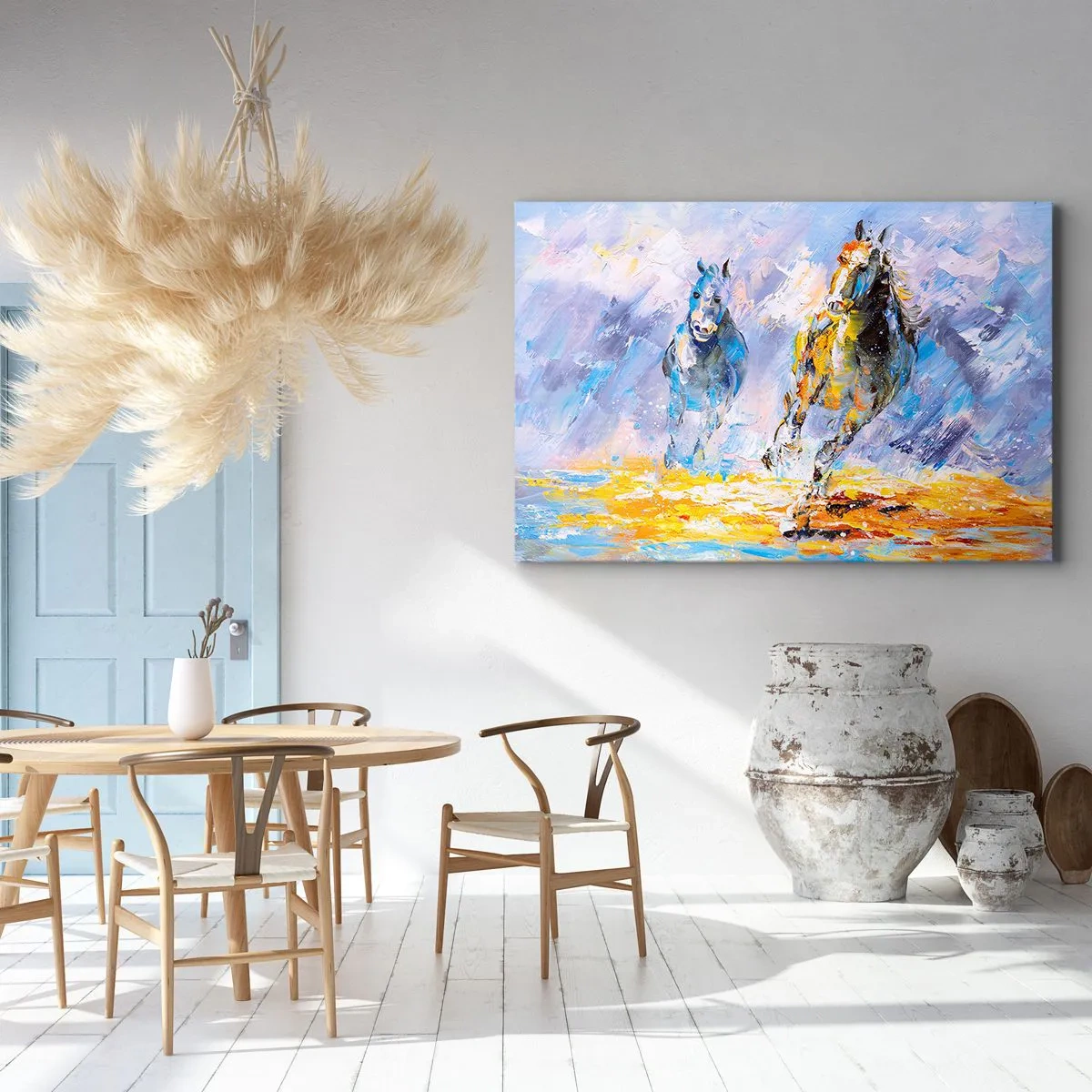 Obraz na płótnie - Dwa konie w ruchu na tle abstrakcyjnego pejzażu - 70x50cm - Galopem przez blask - Nowoczesna dekoracja ścienna do salonu i sypialni ARTTOR