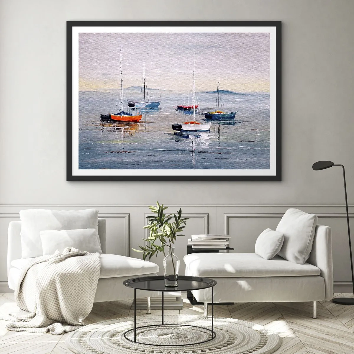 Plakat w czarnej ramie - Kolorowe łódki na spokojnej wodzie - 70x50cm - Zasłużony odpoczynek - Nowoczesna dekoracja ścienna do salonu i sypialni ARTTOR