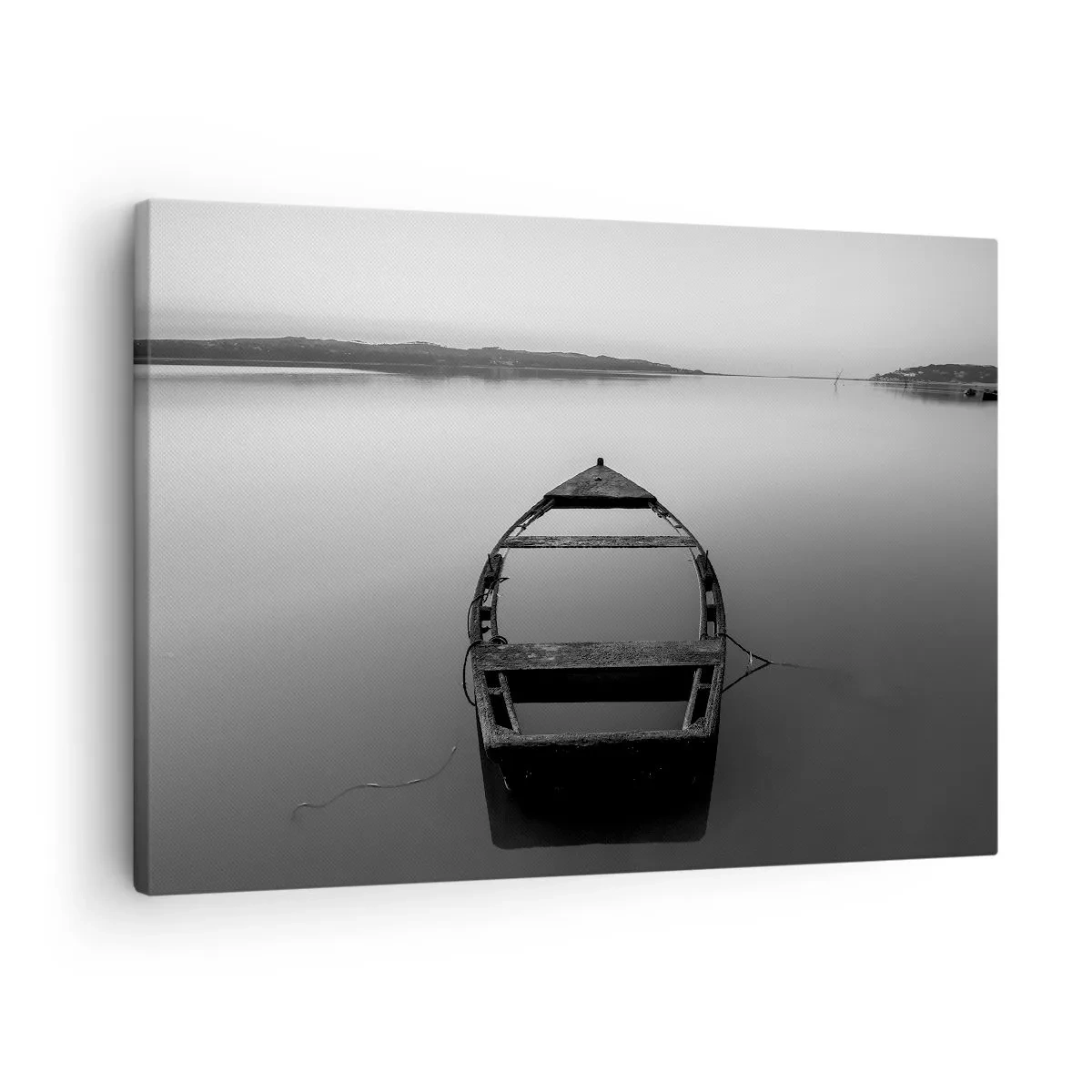 Obraz na płótnie - Samotna łódź na spokojnym jeziorze w odcieniach czarno-białych - 70x50cm - Tęsknota i melancholia - Nowoczesna dekoracja ścienna do salonu i sypialni ARTTOR
