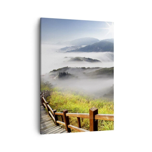Obraz na płótnie - Ścieżka w górach nad mgłą - 50x70cm - Utkane z blasku i mgły - Nowoczesna dekoracja ścienna do salonu, kuchni i sypialni ARTTOR