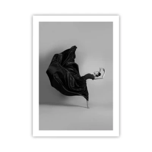 Plakat - Elegancka tancerka w czarnej sukni w ruchu - 50x70cm - Uskrzydlona muzyką - Nowoczesna dekoracja ścienna do salonu, kuchni i sypialni ARTTOR