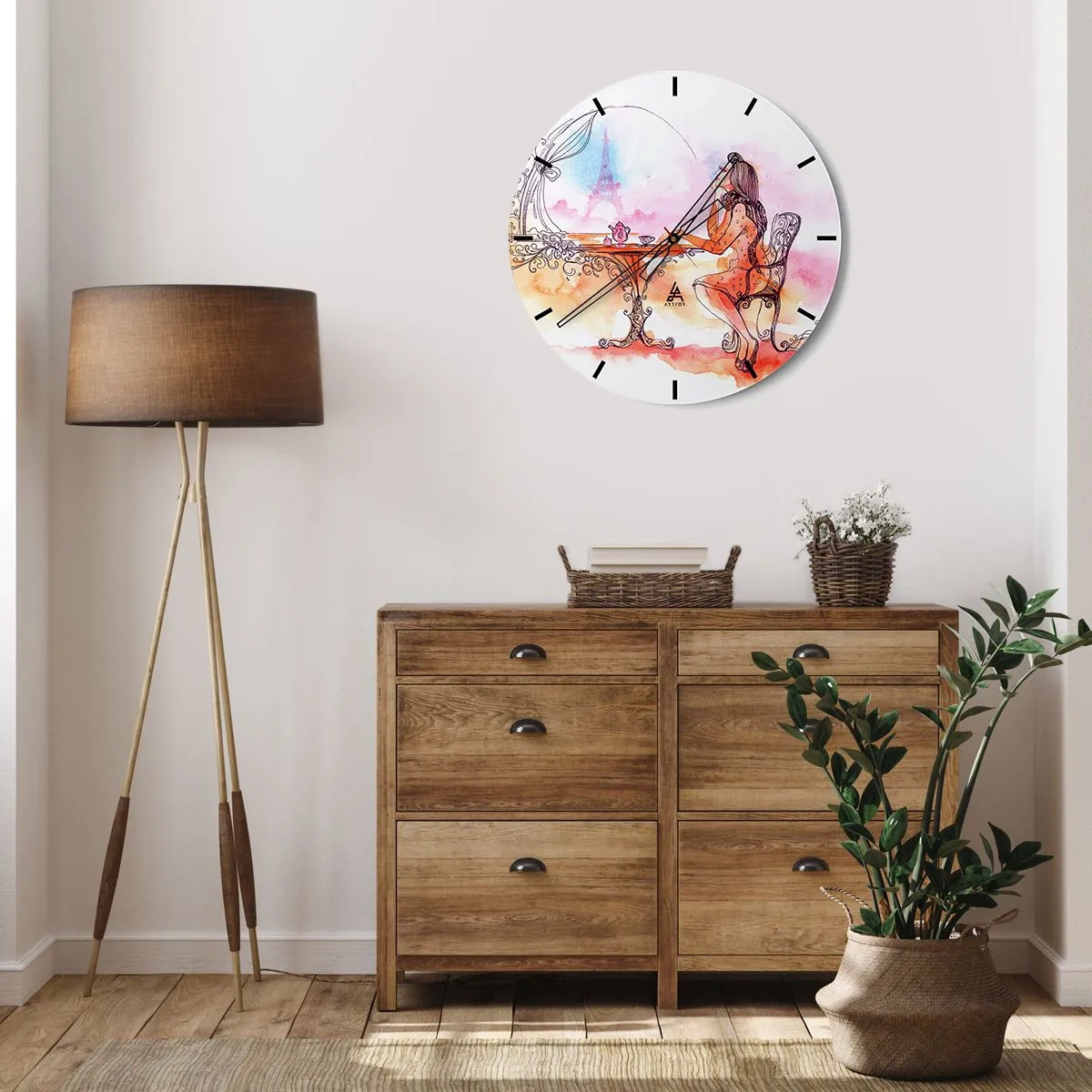Zegar ścienny - Kobieta przy stole z widokiem na Wieżę Eiffla w pastelowych kolorach - 30x30cm - Paryski szyk - Nowoczesna dekoracja ścienna do salonu, kuchni i sypialni ARTTOR