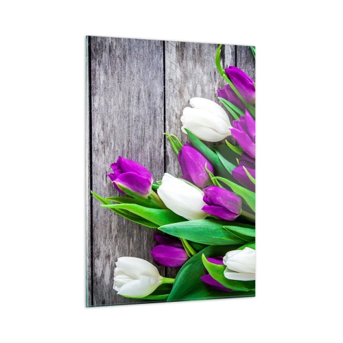 Obraz na szkle - Bukiet fioletowych i białych tulipanów na drewnianym tle - 50x70cm - W dniu wiosennego święta - Nowoczesna dekoracja ścienna do salonu, kuchni i sypialni ARTTOR