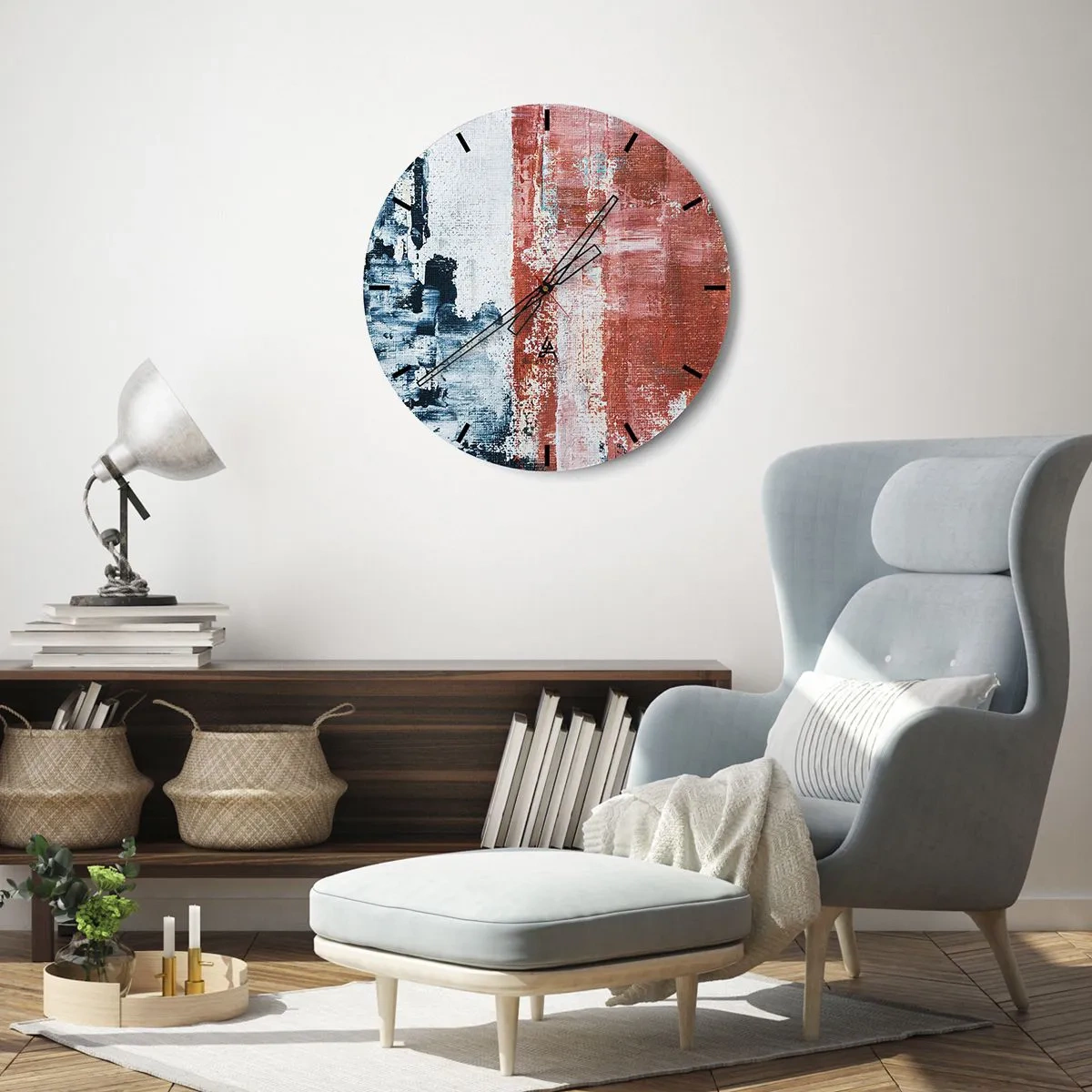Zegar ścienny - Abstrakcyjna kompozycja w odcieniach niebieskiego i czerwonego - 30x30cm - Abstrakcyjne pół na pół - Nowoczesna dekoracja ścienna do salonu, kuchni i sypialni ARTTOR