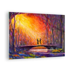 Obraz na szkle - Para na moście w świetle zachodzącego słońca otoczona drzewami - 70x50cm - Niebo ich też kocha - Nowoczesna dekoracja ścienna do salonu i sypialni ARTTOR