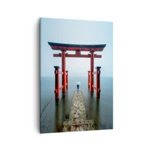 Obraz na płótnie - Czerwona brama torii nad wodą z osobą pod parasolem na kamiennej ścieżce - 50x70cm - Japońska zaduma - Nowoczesna dekoracja ścienna do salonu, kuchni i sypialni ARTTOR