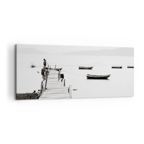 Obraz na płótnie - Drewniane molo i łodzie na spokojnej wodzie - 120x50cm - Nad wodą cichą i czystą - Nowoczesna dekoracja ścienna do salonu i sypialni ARTTOR