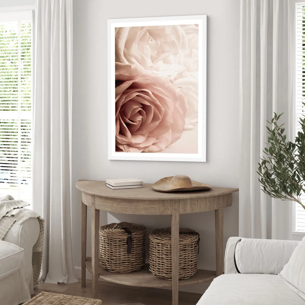 Plakat w białej ramie - W sercu róży - 70x100 cm