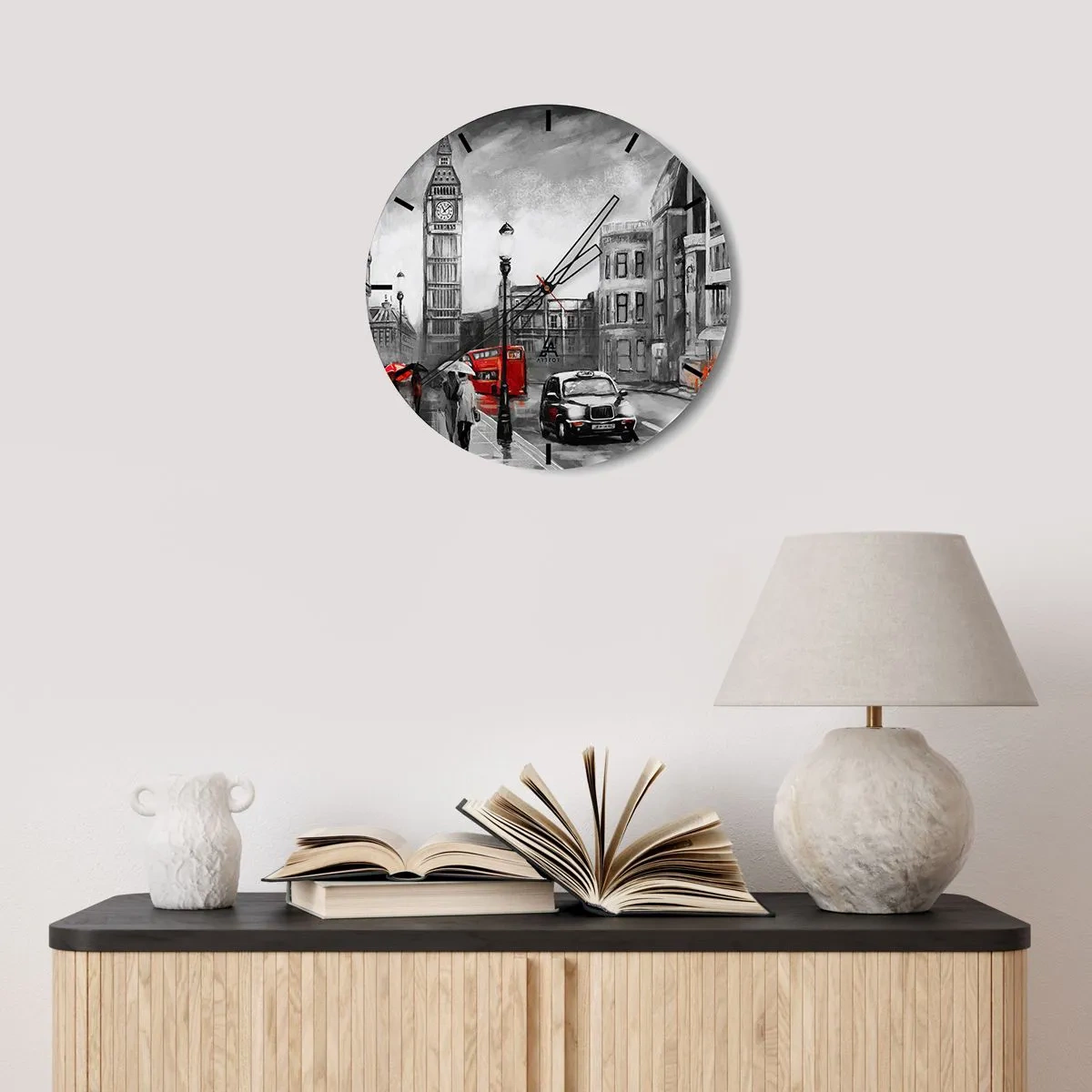 Zegar ścienny - Big Ben i londyńska ulica z czerwonym autobusem i taksówką - 30x30cm - Wcale nie szare miasto - Nowoczesna dekoracja ścienna do salonu, kuchni i sypialni ARTTOR