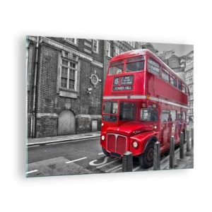 Obraz na szkle - Czerwony londyński autobus na czarno-białym tle ulicy - 70x50cm - Zawsze taki sam - Nowoczesna dekoracja ścienna do salonu i sypialni ARTTOR