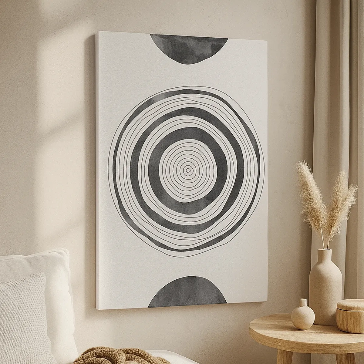 Obraz na płótnie - Minimalistyczna kompozycja czarno-białych koncentrycznych okręgów - 50x70cm - Ważne to co pomiędzy - Nowoczesna dekoracja ścienna do salonu, kuchni i sypialni ARTTOR