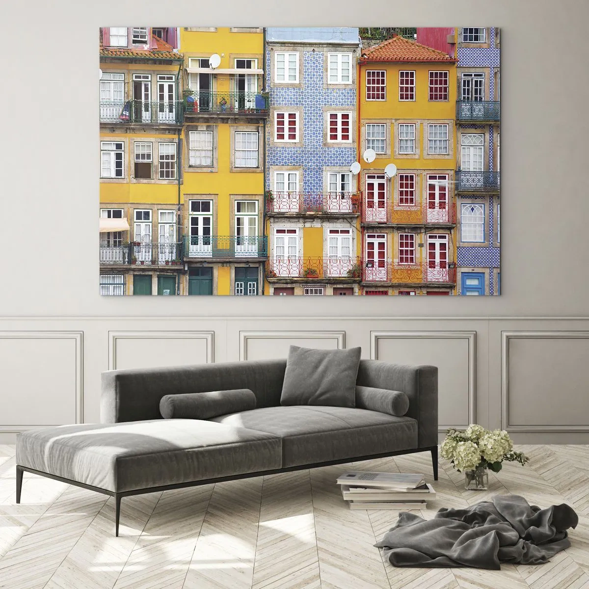 Obraz na szkle - Kolorowe fasady kamienic z detalami balkonów - 70x50cm - Barwy starego miasta - Nowoczesna dekoracja ścienna do salonu i sypialni ARTTOR