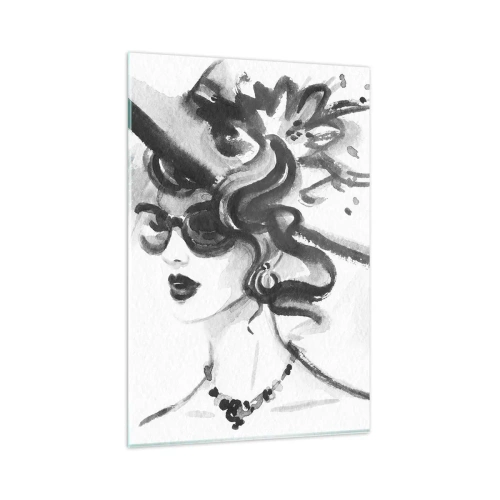Obraz na szkle - Elegancka kobieta w kapeluszu w czarno-białym stylu - 80x120cm - Dama z charakterem - Nowoczesna dekoracja ścienna do salonu i sypialni ARTTOR