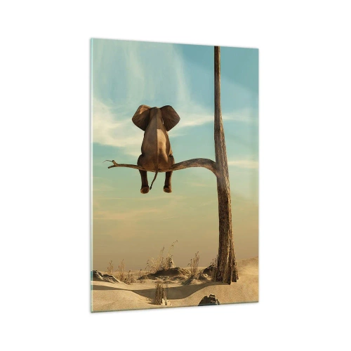 Obraz na szkle - Siedzący na gałęzi słoń z widokiem na pustynny krajobraz - 70x100cm - Nowy punkt widzenia - Nowoczesna dekoracja ścienna do salonu i sypialni ARTTOR