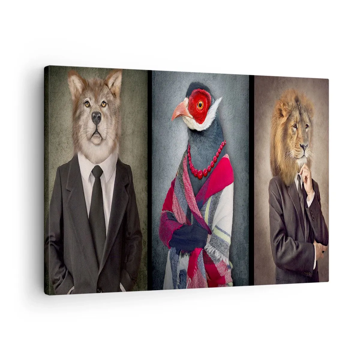 Obraz na płótnie - Stylizowane portrety wilka, bażanta i lwa w eleganckich ubraniach - 70x50cm - Co ja tu robię?! - Nowoczesna dekoracja ścienna do salonu i sypialni ARTTOR