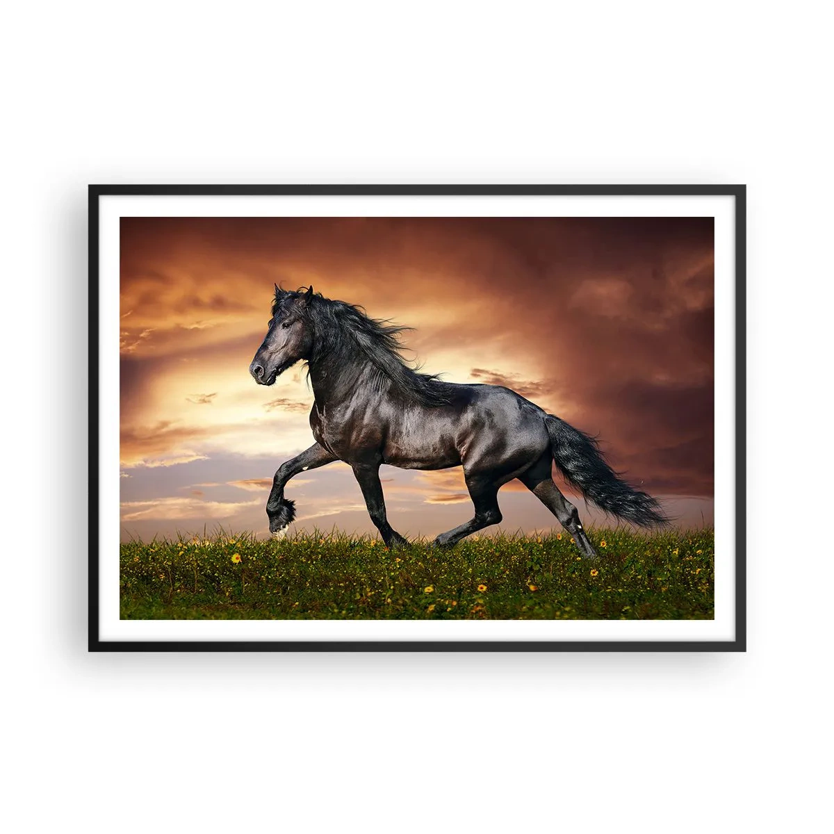 Plakat w czarnej ramie - Czarny koń galopujący na tle zachodzącego słońca - 100x70cm - Czarny książę - Nowoczesna dekoracja ścienna do salonu i sypialni ARTTOR