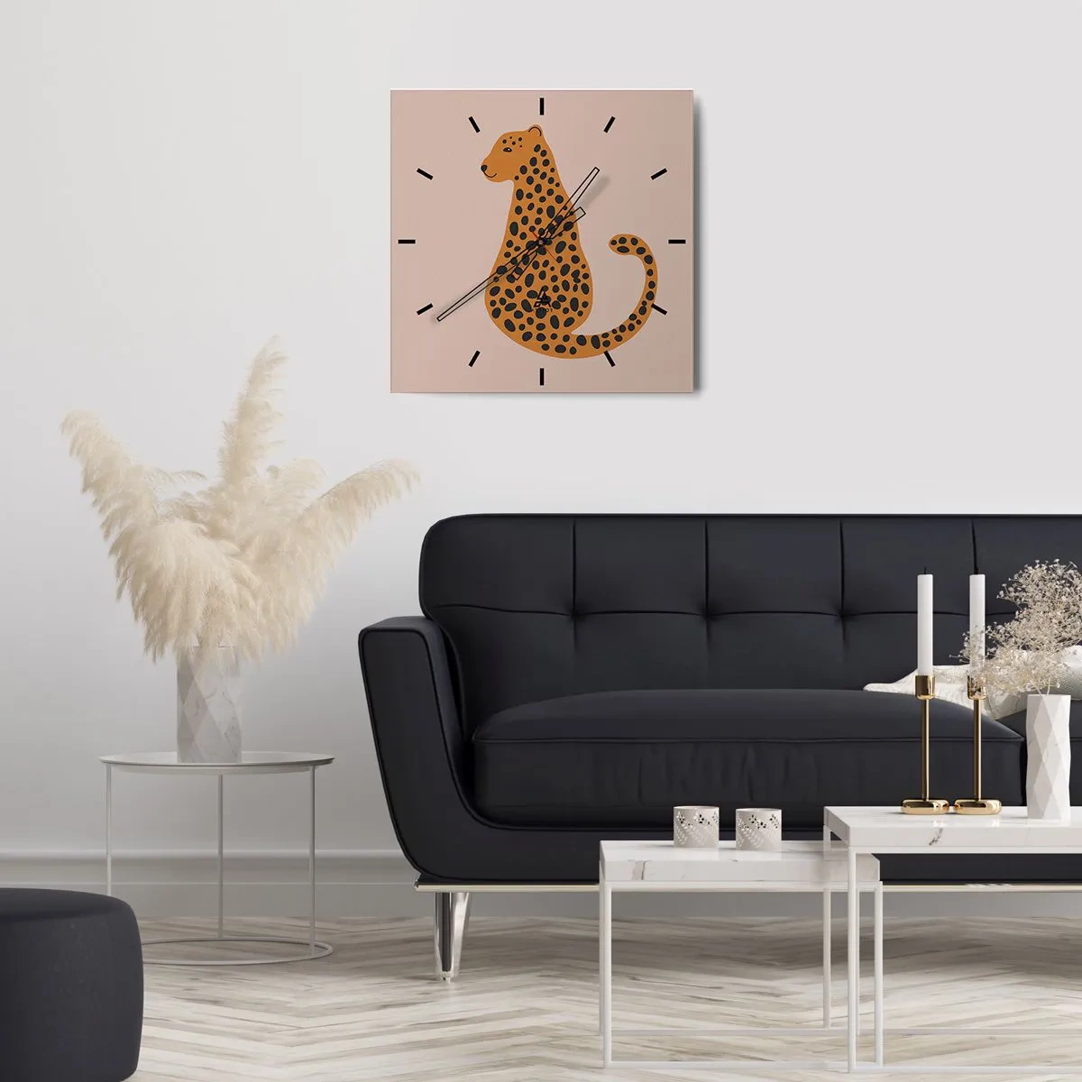Zegar ścienny - Minimalistyczny rysunek pantery na beżowym tle - 30x30cm - Panterka to modny wzór - Nowoczesna dekoracja ścienna do salonu i sypialni ARTTOR