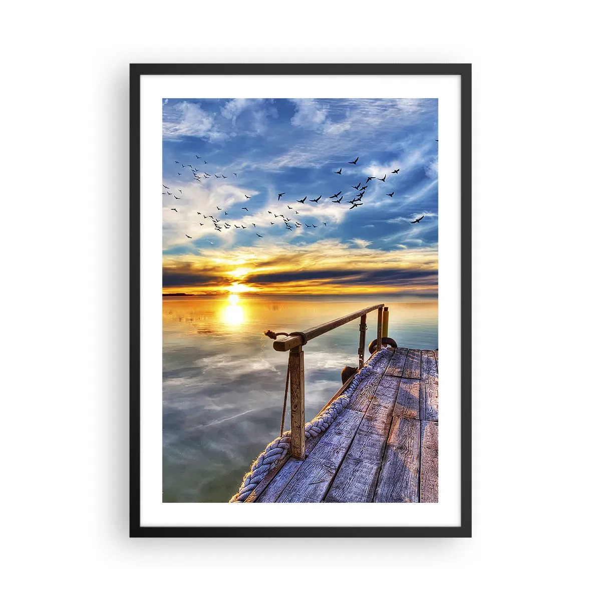 Plakat w czarnej ramie - Drewniany pomost nad jeziorem o zachodzie słońca - 50x70cm - Wiatr idzie na spoczynek - Nowoczesna dekoracja ścienna do salonu i sypialni ARTTOR