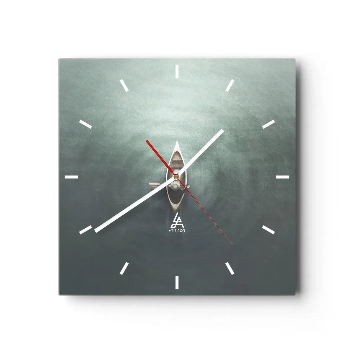 Zegar ścienny - Samotna łódź na spokojnej wodzie w minimalistycznej scenerii - 30x30cm - Przez księżycowe jezioro - Nowoczesna dekoracja ścienna do salonu i sypialni ARTTOR