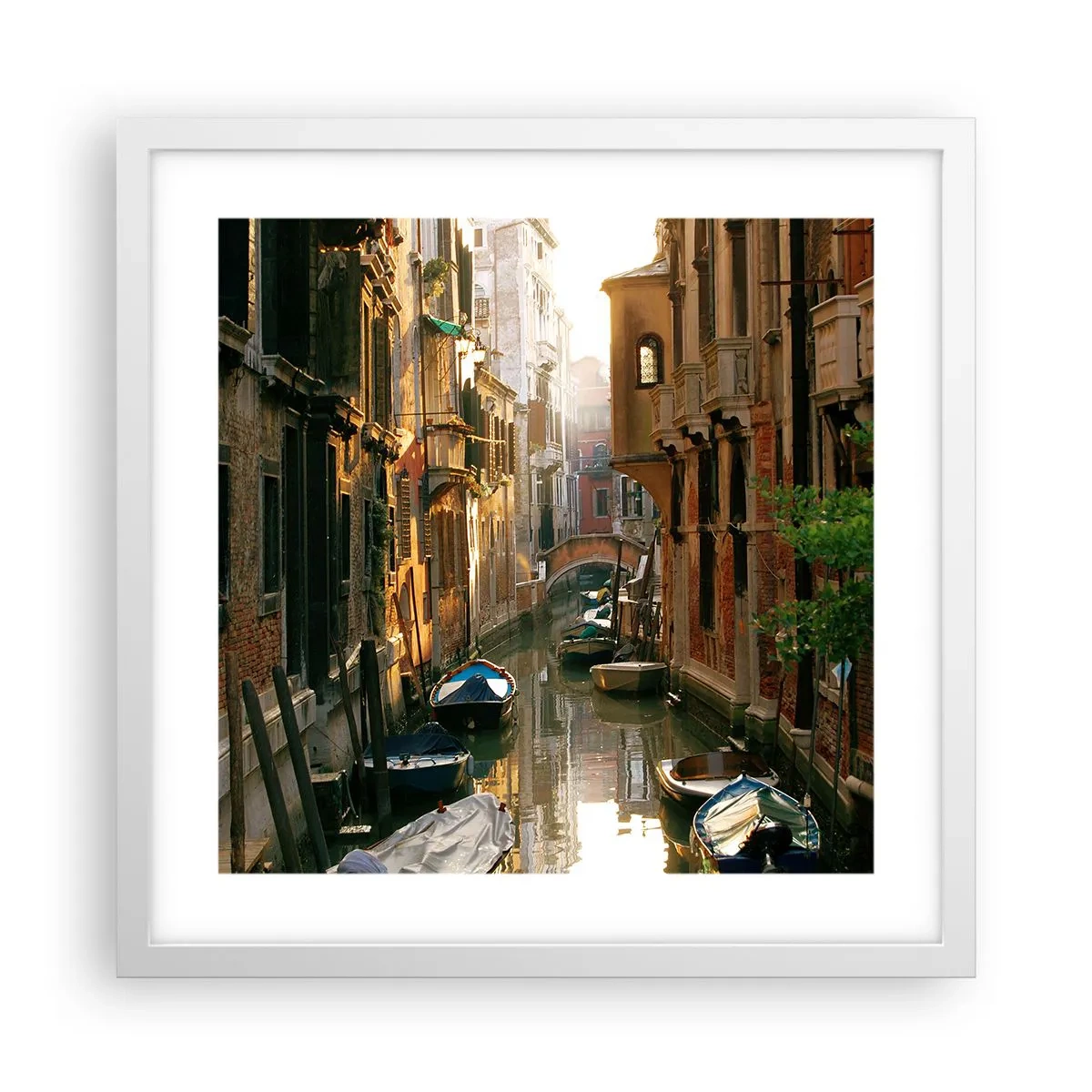 Plakat w białej ramie - W weneckim zaułku - 40x40 cm