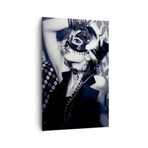 Obraz na płótnie - Kobieta w masce weneckiej na tle ozdobnych wzorów - 80x120cm - Dekoracje, ozdoby, desenie... - Nowoczesna dekoracja ścienna do salonu i sypialni ARTTOR