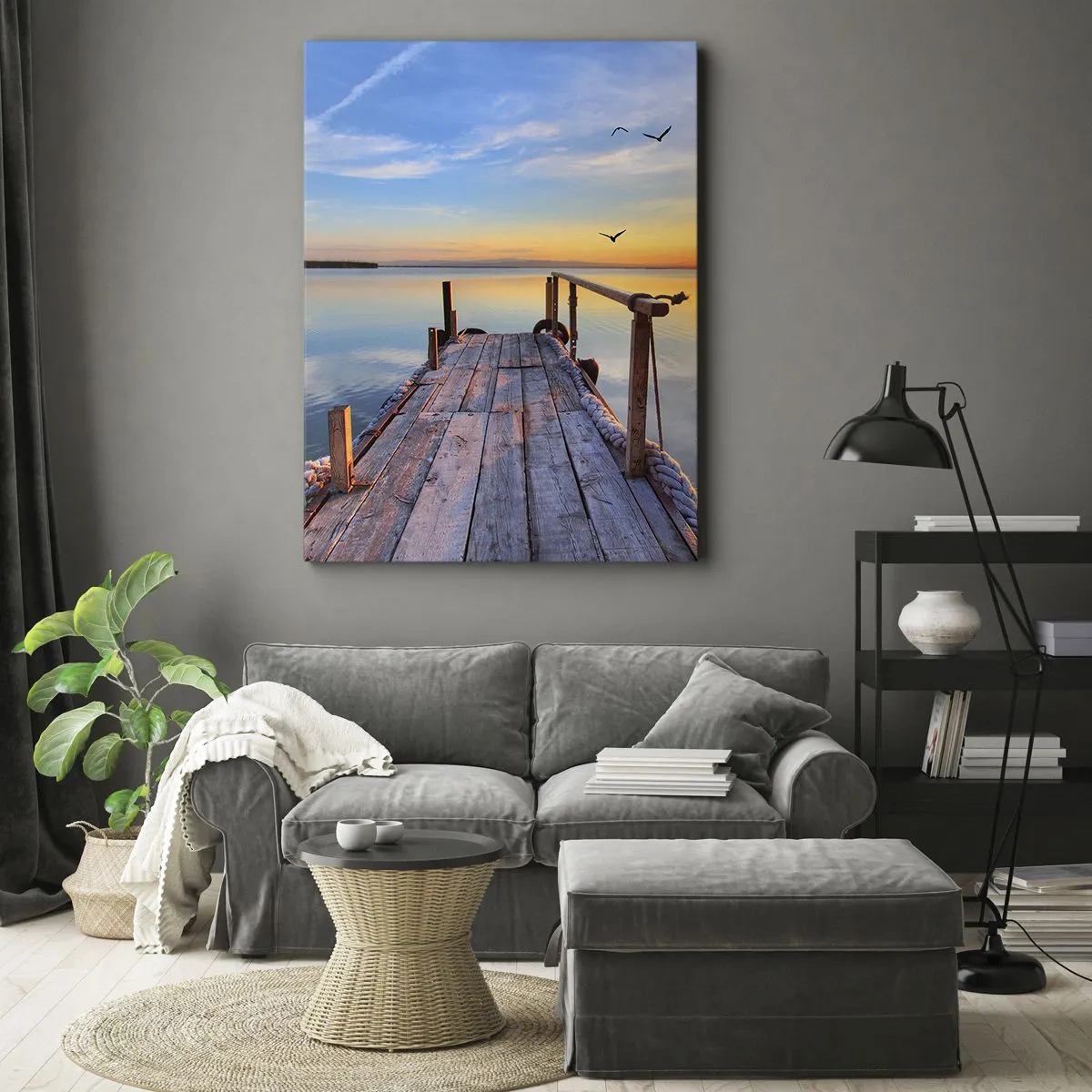 Obraz na płótnie - Drewniany pomost o zachodzie słońca - 50x70cm - Iść przed siebie ku słońcu - Nowoczesna dekoracja ścienna do salonu, kuchni i sypialni ARTTOR