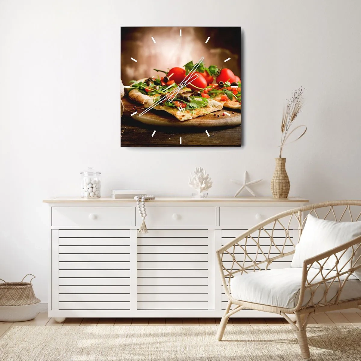 Zegar ścienny - Pizza z warzywami na drewnianej desce w rustykalnym stylu - 30x30cm - Prosto z pieca i z ogrodu - Nowoczesna dekoracja ścienna do salonu i sypialni ARTTOR