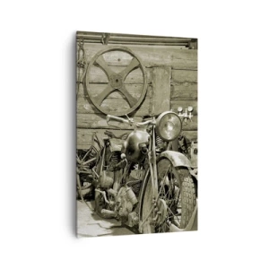 Obraz na płótnie - Retro warsztat z motocyklami i narzędziami - 80x120cm - W szopie wuja Władka - Nowoczesna dekoracja ścienna do salonu i sypialni ARTTOR