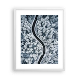 Plakat w białej ramie - Przez zimowy las - 40x50 cm