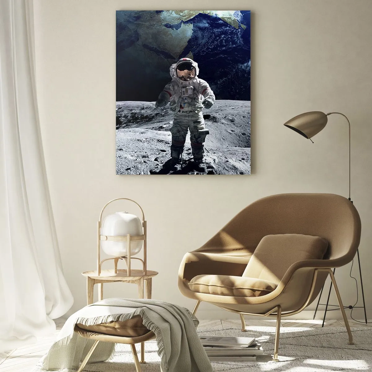 Obraz na szkle - Astronauta na powierzchni Księżyca z Ziemią w tle - 80x120cm - Pozdrowienia z Księżyca - Nowoczesna dekoracja ścienna do salonu i sypialni ARTTOR
