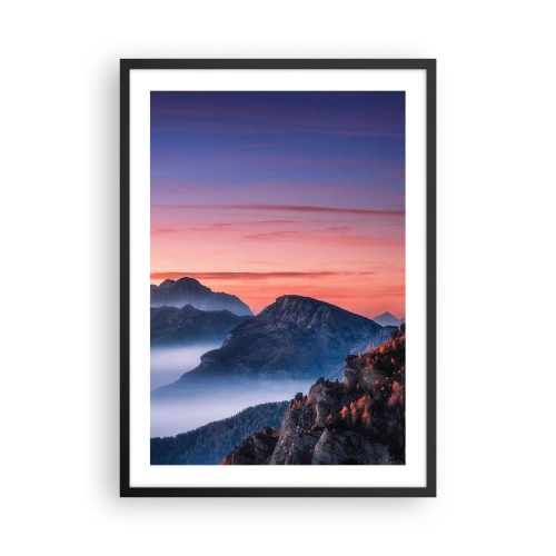 Plakat w czarnej ramie - Malowniczy górski krajobraz o zachodzie słońca - 50x70cm - Nad dolinami - Nowoczesna dekoracja ścienna do salonu i sypialni ARTTOR