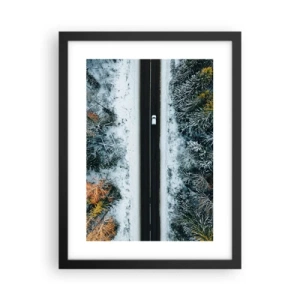 Plakat w czarnej ramie - Przeciąć zimowy las - 30x40 cm