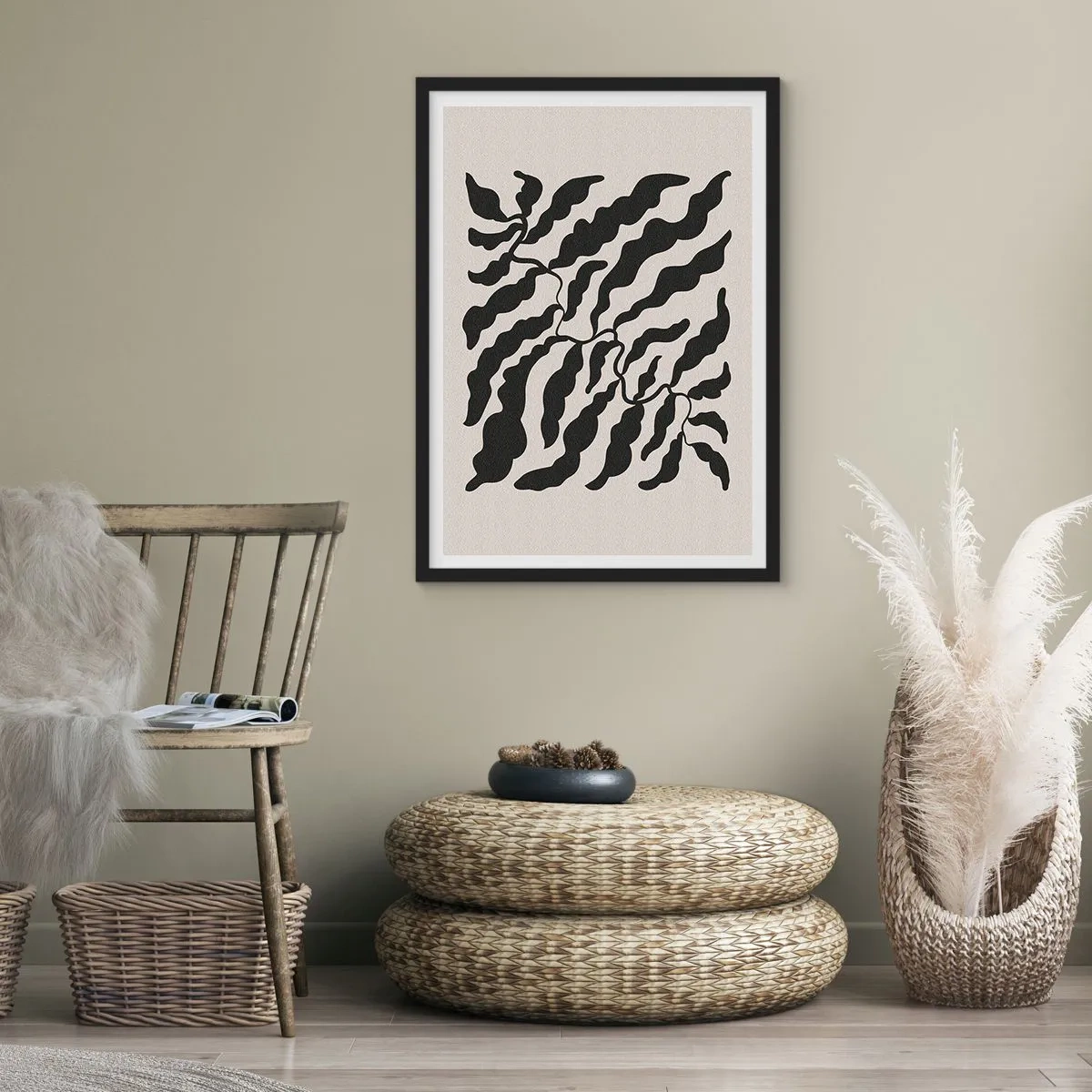 Plakat w czarnej ramie - Abstrakcyjna roślinna kompozycja w czerni na beżowym tle - 50x70cm - Natura kwadratu - Nowoczesna dekoracja ścienna do salonu i sypialni ARTTOR