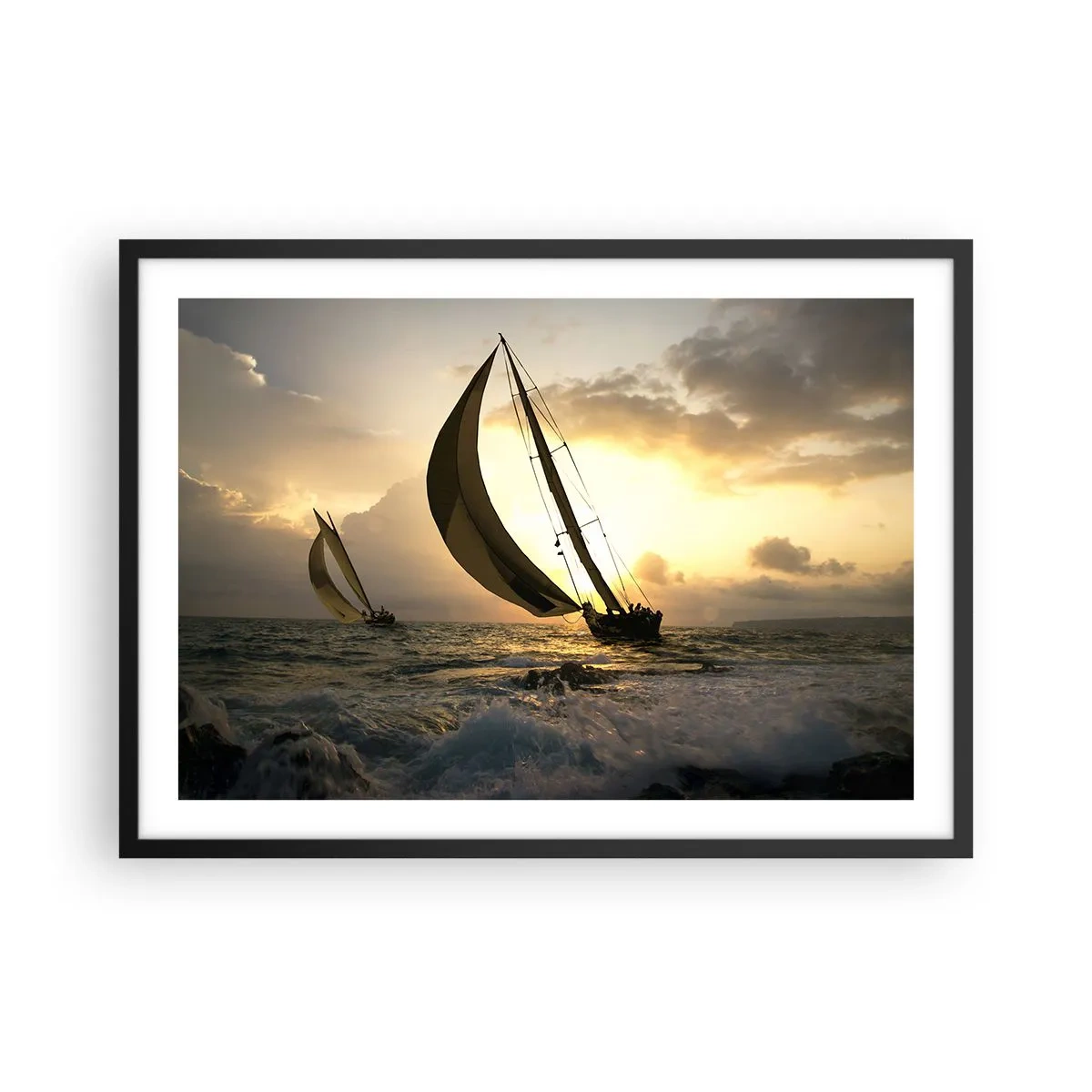 Plakat w czarnej ramie - Żaglówki na morzu podczas zachodu słońca - 70x50cm - Z wiatrem i pod wiatr - Nowoczesna dekoracja ścienna do salonu i sypialni ARTTOR