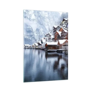 Obraz na szkle - Zimowy widok na górską miejscowość nad jeziorem - 80x120cm - W zimowej dekoracji - Nowoczesna dekoracja ścienna do salonu i sypialni ARTTOR