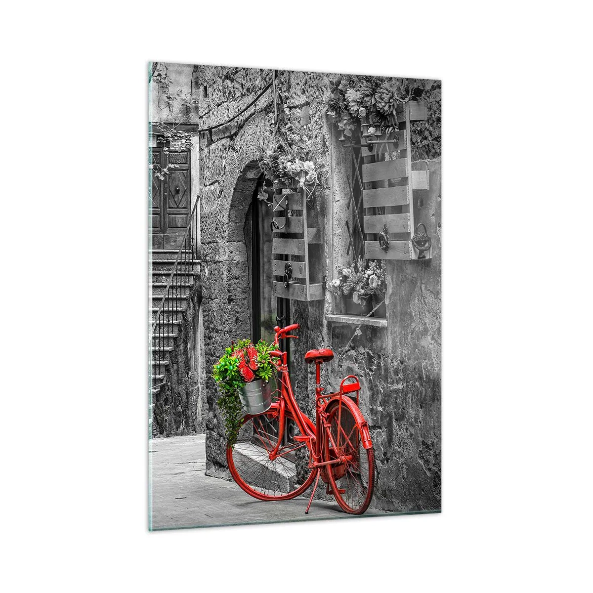 Obraz na szkle - Czarno-biała uliczka z czerwonym rowerem - 50x70cm - Toskański zaułek - Nowoczesna dekoracja ścienna do salonu, kuchni i sypialni ARTTOR