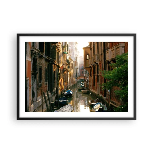 Plakat w czarnej ramie - Malowniczy kanał w Wenecji z łodziami i mostem - 70x50cm - W weneckim zaułku - Nowoczesna dekoracja ścienna do salonu i sypialni ARTTOR