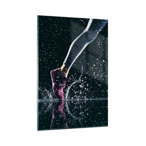 Obraz na szkle - Dynamiczne ujęcie biegu w deszczu na czarnym tle - 80x120cm - Ile sił w nogach - Nowoczesna dekoracja ścienna do salonu i sypialni ARTTOR