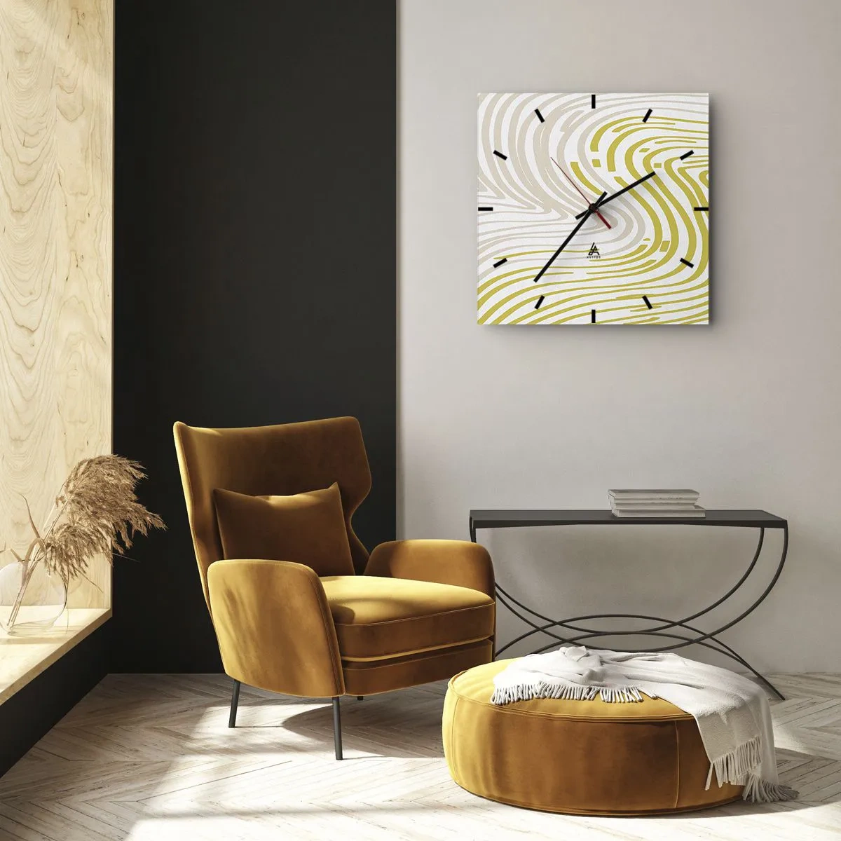 Zegar ścienny - Abstrakcyjny wzór z falującymi liniami w odcieniach żółci i beżu - 30x30cm - Kompozycja z łagodnym ugięciem - Nowoczesna dekoracja ścienna do salonu i sypialni ARTTOR