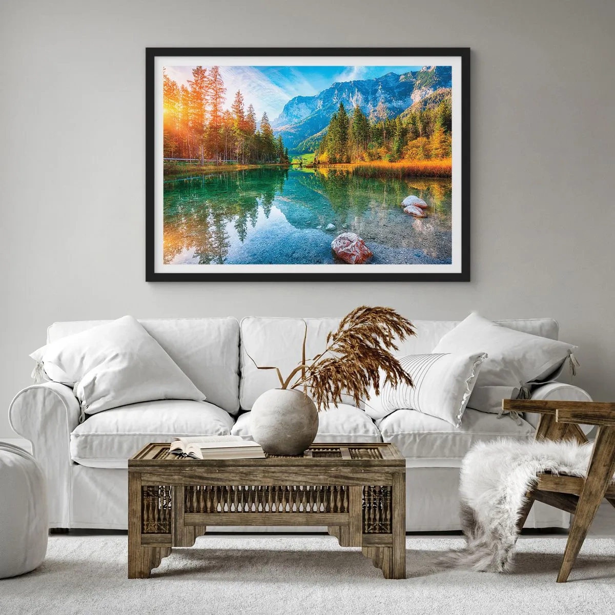 Plakat w czarnej ramie - Malownicze jezioro w otoczeniu gór i lasów - 100x70cm - Łagodność jesieni - Nowoczesna dekoracja ścienna do salonu i sypialni ARTTOR