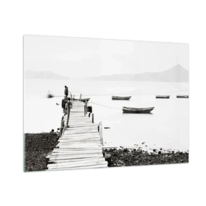 Obraz na szkle - Czarno-biały widok drewnianego pomostu nad jeziorem - 100x70cm - Nad wodą cichą i czystą - Nowoczesna dekoracja ścienna do salonu, kuchni i sypialni ARTTOR