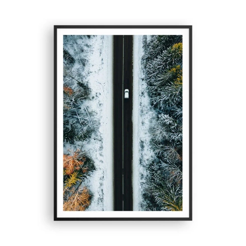 Plakat w czarnej ramie - Przeciąć zimowy las - 70x100 cm